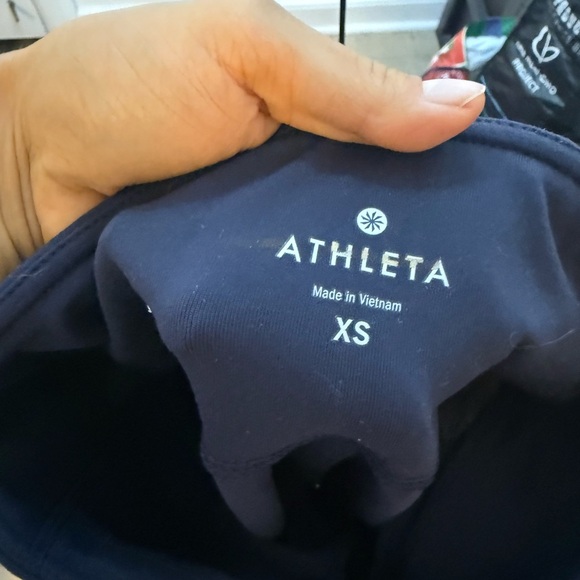 Athleta Shine Revelation Colorblock Crop Leggings - Picture 6 of 6
